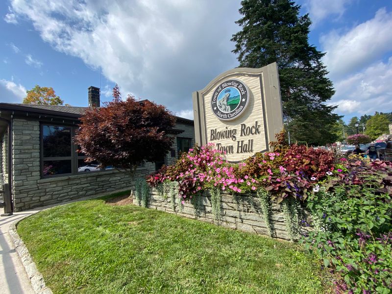 Be A Good Neighbor In Residential Areas