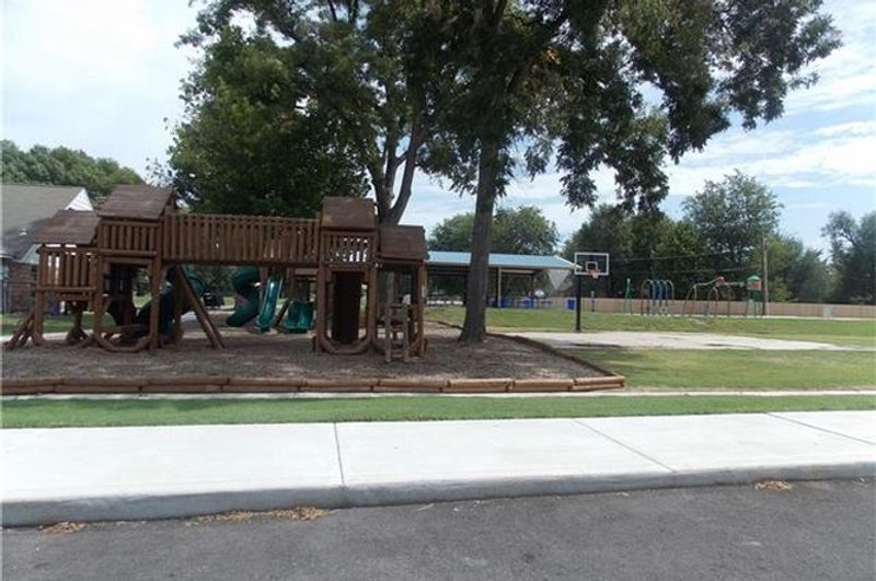Urban Explorers Hunting For Old Slides