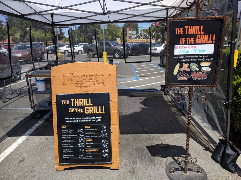 Seafood Counters With Fresh, Transparent Sourcing