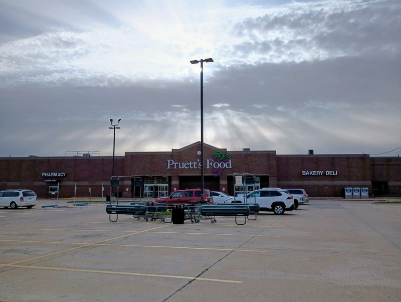 Pruett’s Food & Pharmacy