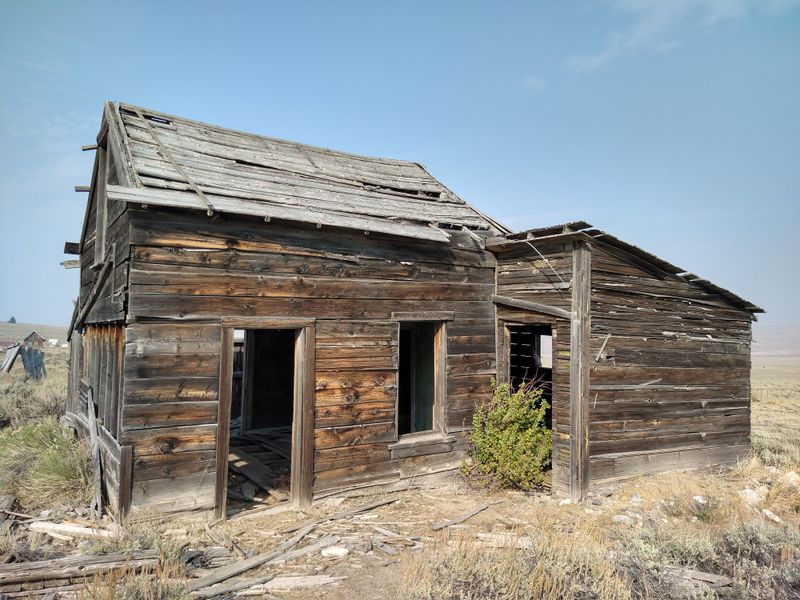 Architecture Holding Its Breath