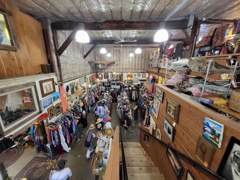 Village Merchants (Portland, SE Division)