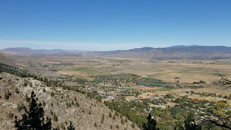Genoa Canyon Trail, Climb to the View