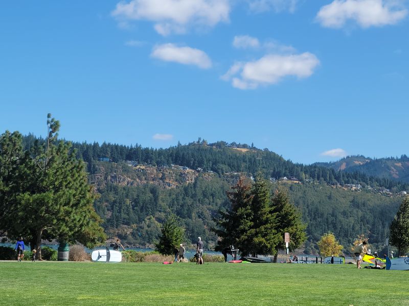 Easy Waterfront Walks With Big Scenery