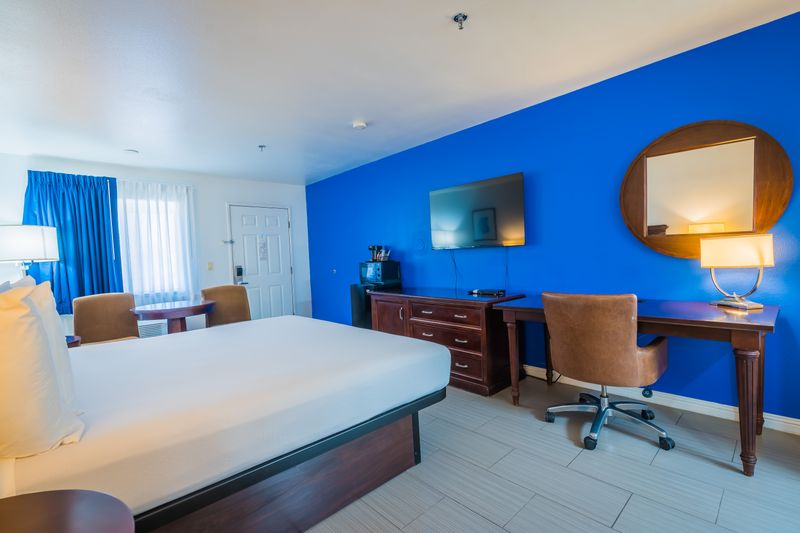 Cozy Overnights At Rio Del Sol Inn