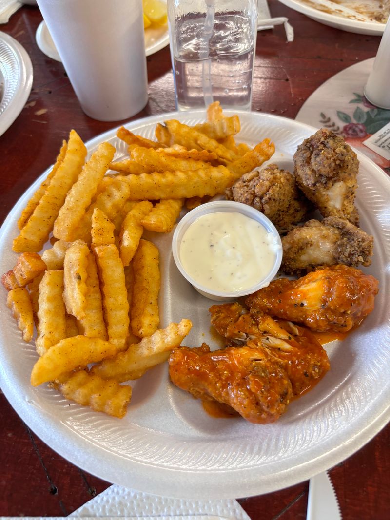 Aunt B's, 220 W Main St, Tupelo, MS 38804