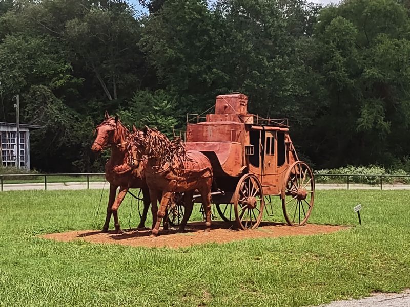 Jefferson: Riverfront History Mixed With Heavy Tourism