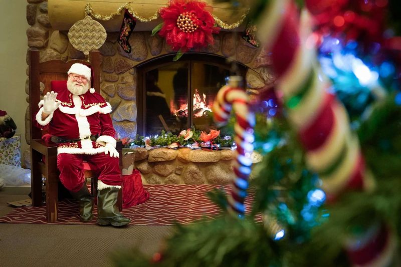 Menominee Park (Celebration of Lights), 520 Pratt Trail, Oshkosh, WI 54901