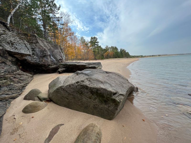 Au Train Beach Ice Shelves and Caves, Au Train