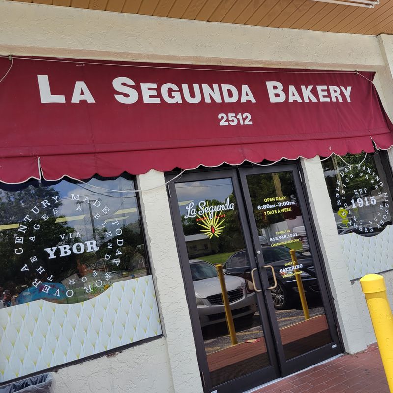La Segunda Central Bakery