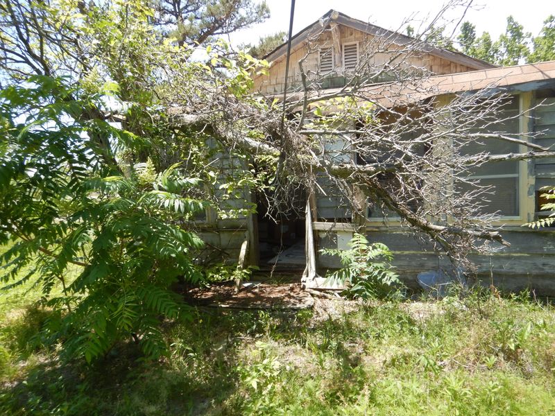 Water, red earth, and the story of Tar Creek