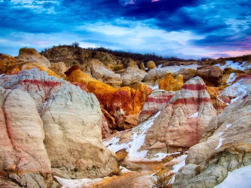 Sunrise colors on the hoodoos