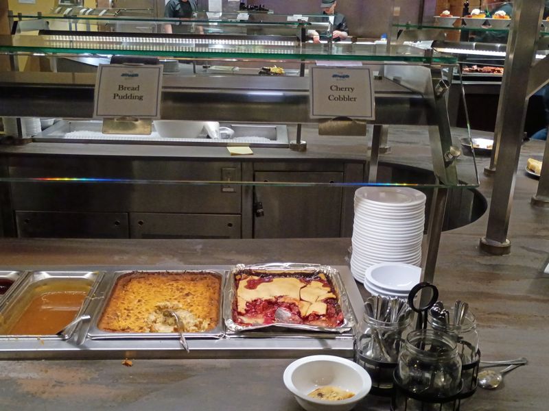 Service style and staff presence