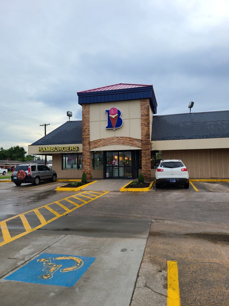 Clean, bright, and easy to settle