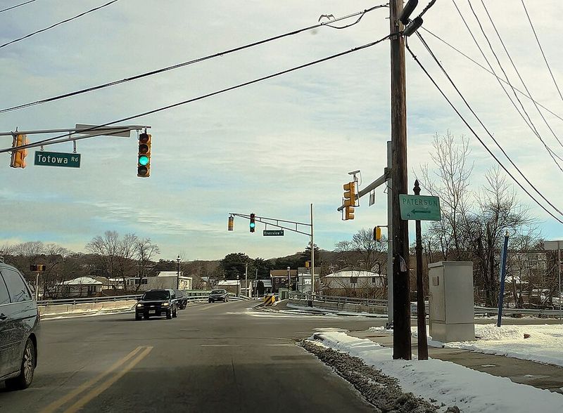 Annie's Road, Riverview Drive, Totowa