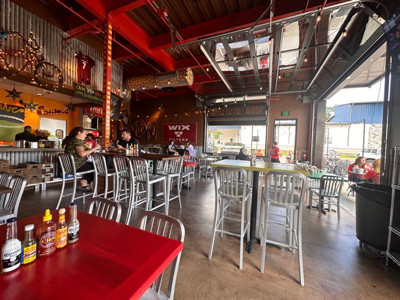 Brenda's Hand Out Restaurant, 1730 Decatur Hwy, Gardendale, AL 35071