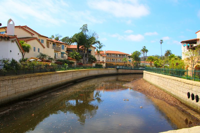 Admire Neighborhood Light Displays in Montecito and Hope Ranch