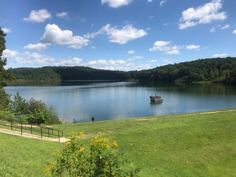 Winter Trails and Mountain Views That Add to the Season’s Wonder