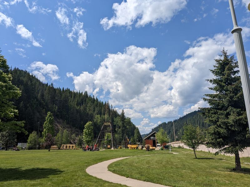 Trailhead to the Coeur d’Alenes and Pulaski Tunnel