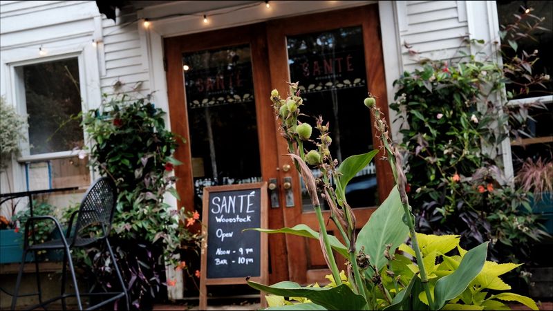 A Food Scene Built Around Consistency