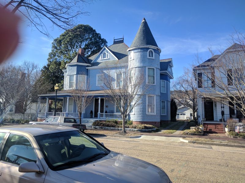 Historic Downtown Main Street Stroll