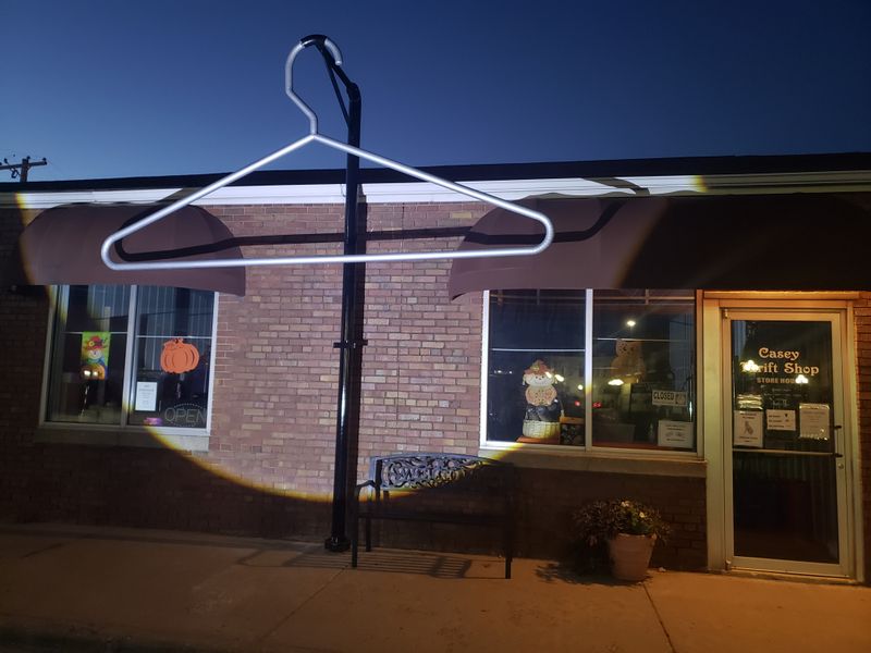 Casey, the Town With Gigantic Quirks