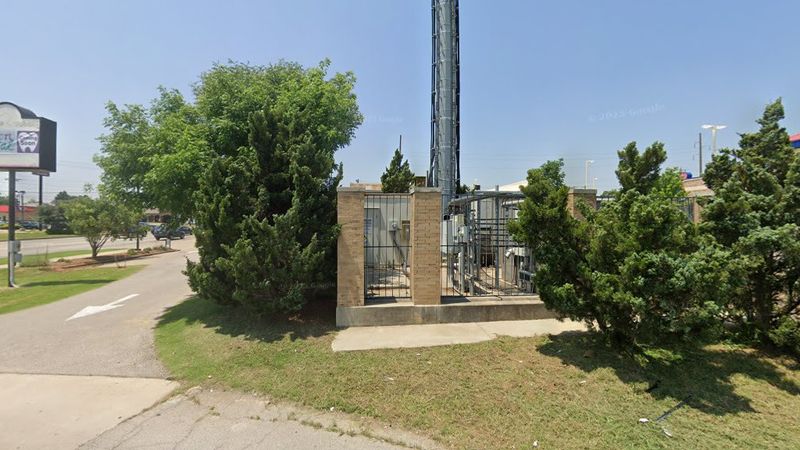 Braum's Fresh Market, 1201 Classen Dr, Oklahoma City, OK 73103