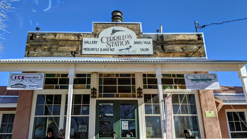 Cerrillos Station art and community