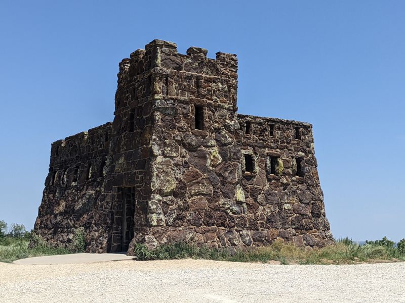 Hike Coronado Heights for Big Sky Views