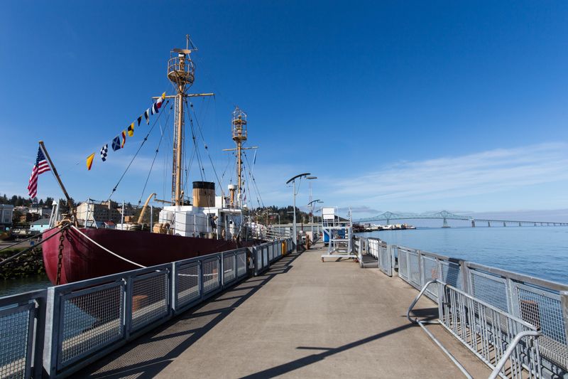 Visit the Columbia River Maritime Museum