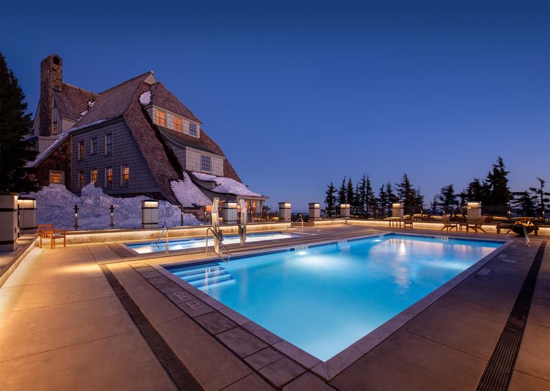 The Heated Pool That Defies Winter Logic