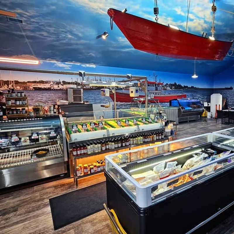 Fisherman’s Market Seafood Outlet, New Bedford