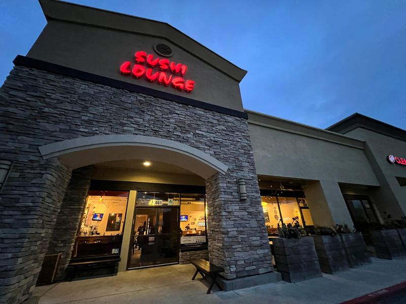 Sushi Lounge
