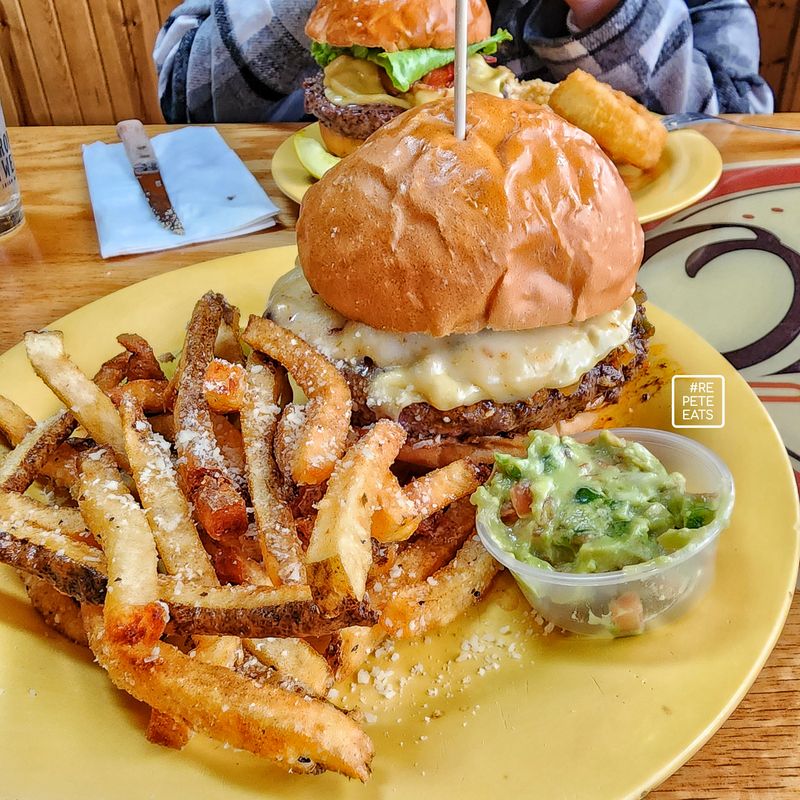 Oscar's Pub & Grill, Milwaukee