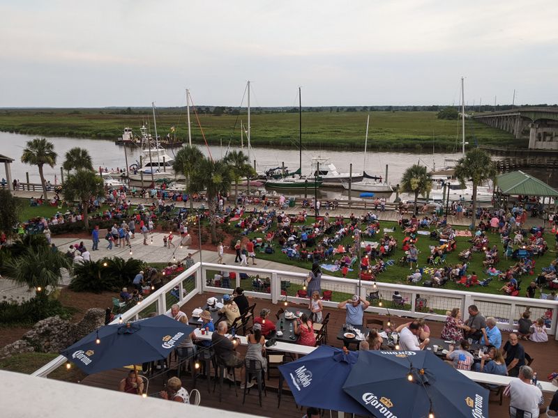 A Community That Welcomes Newcomers