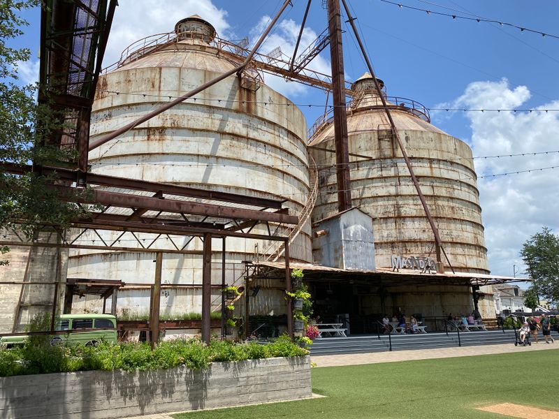 Waco's Magnolia Market Overcrowding