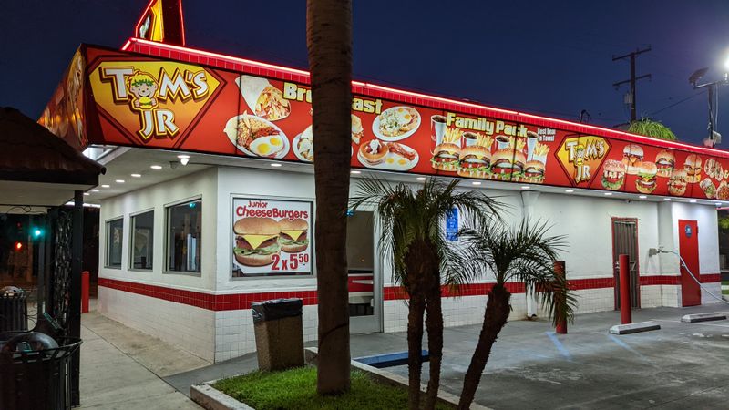 Tom’s Restaurant, 5871 S Central Ave, Los Angeles, CA 90001