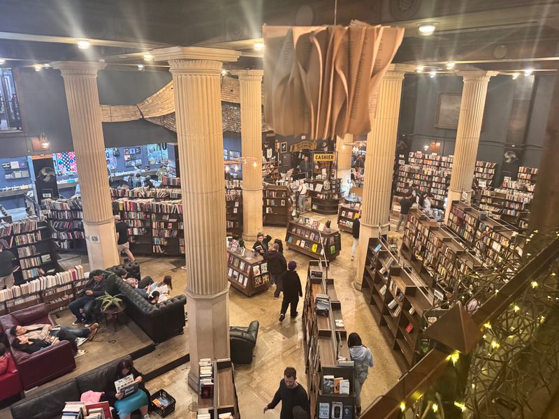 Multilevel Layout Creates Endless Exploration