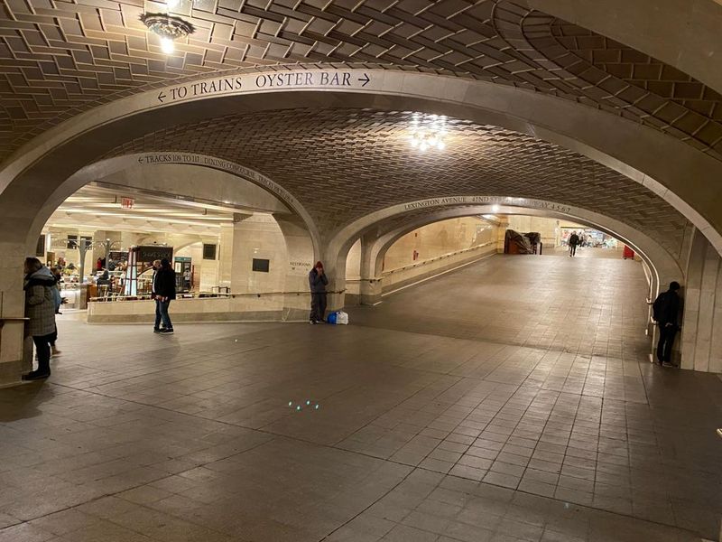 The Whispering Gallery Turning Grand Central Into an Unexpected Date Spot