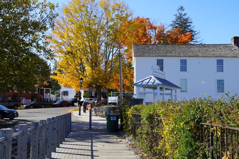 Three Villages Preserving Distinct Historical Identities