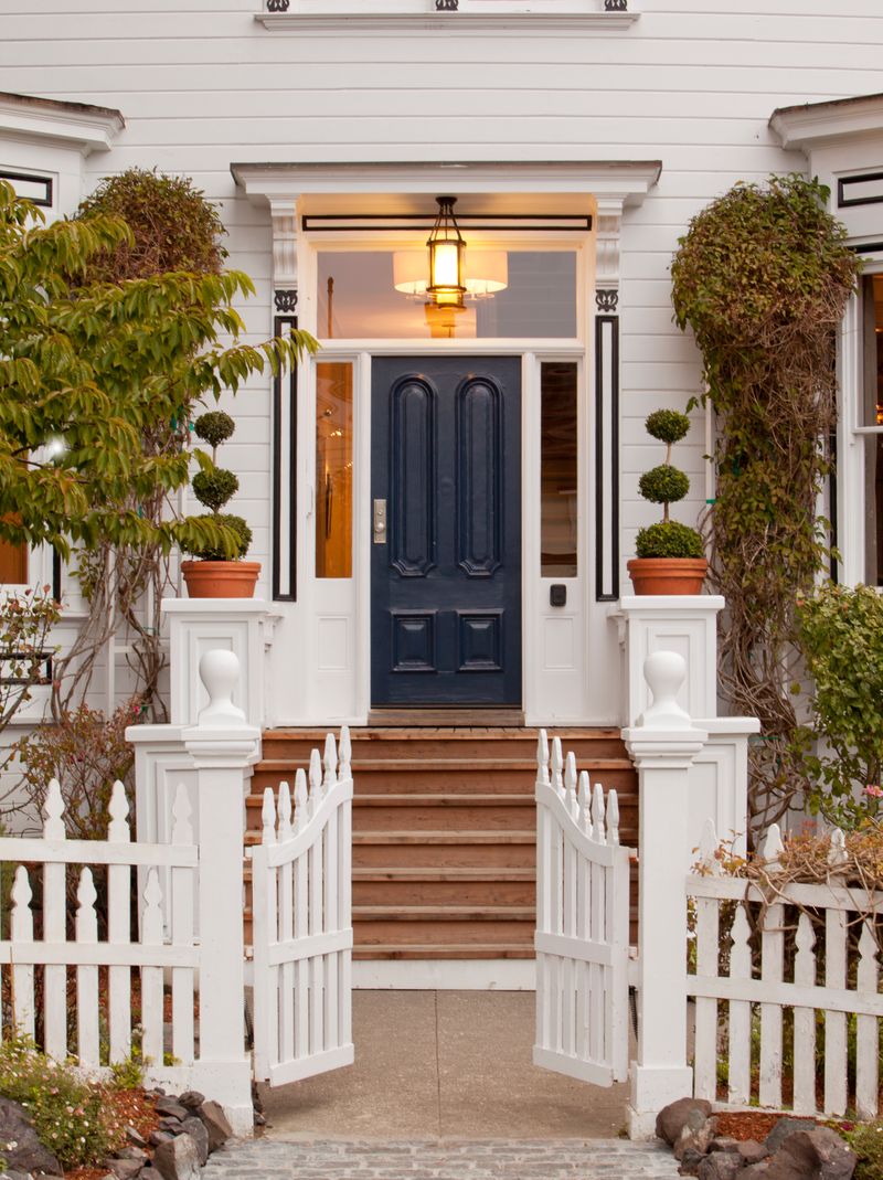 Blue Door Inns - Mendocino