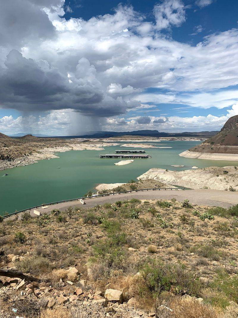 Elephant Butte Lake Offers Endless Water Recreation