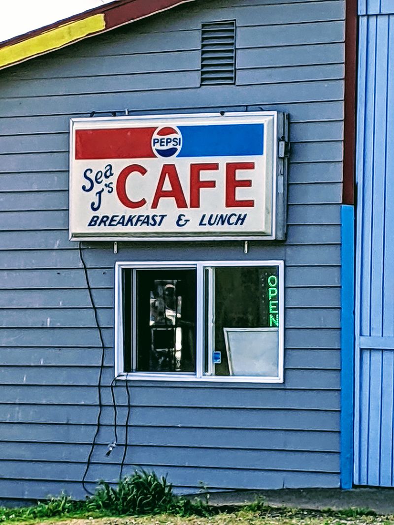 Sea J’s Cafe