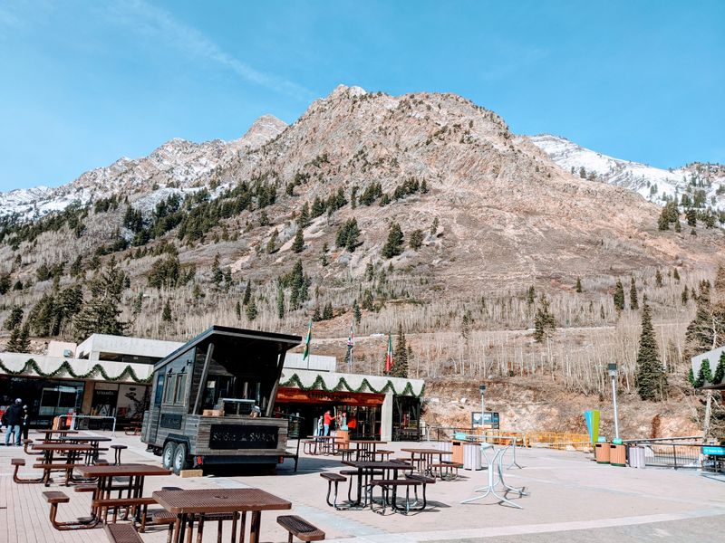 Dining Variety Without Leaving The Snow