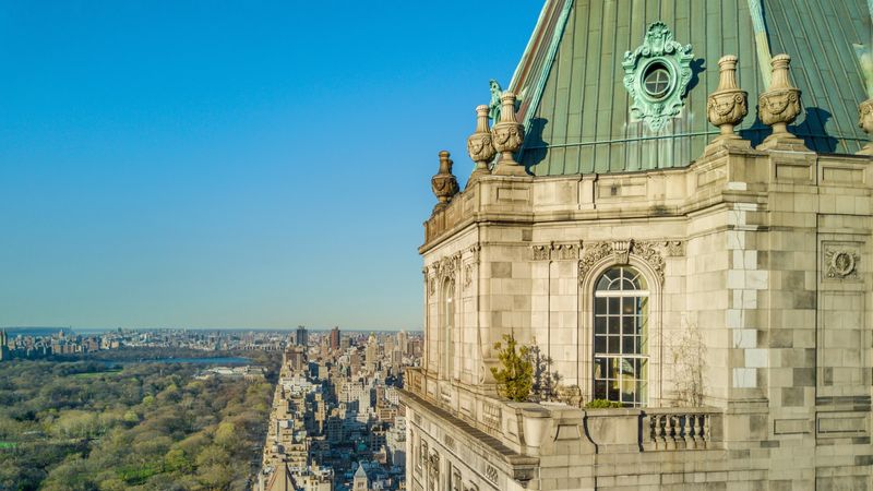 The Pierre, A Taj Hotel