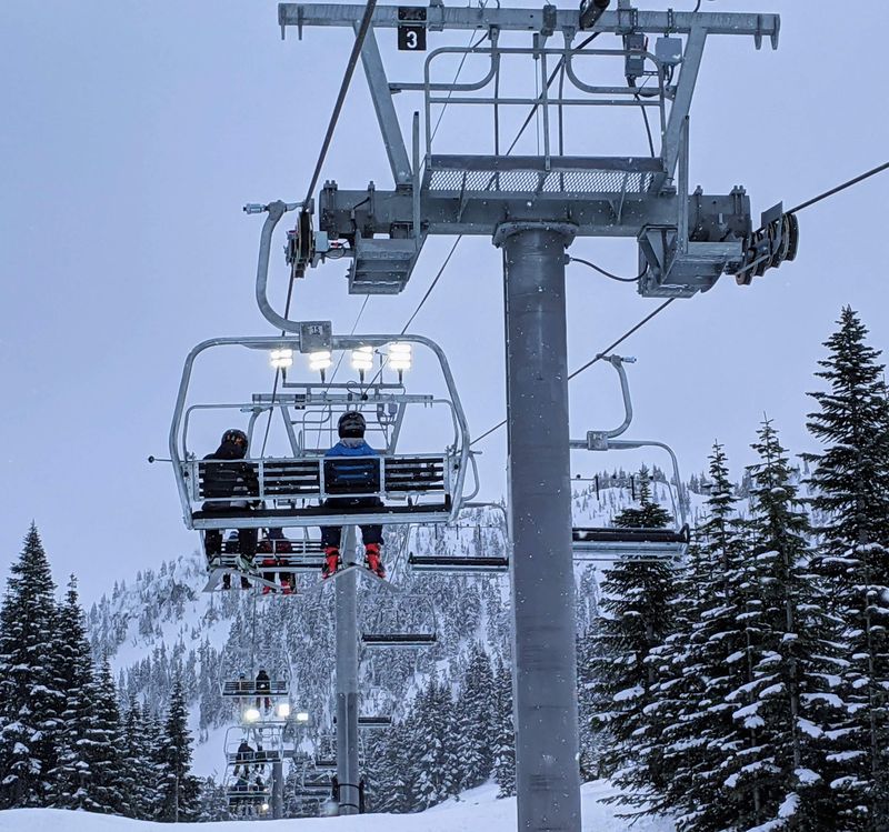 Stevens Pass (Classic Cascades Pass Village)