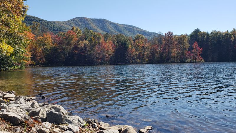 Indian Boundary Lake Mirrors Mountain Majesty