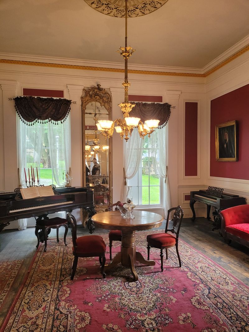 The Bowman Family's Unbroken Thread