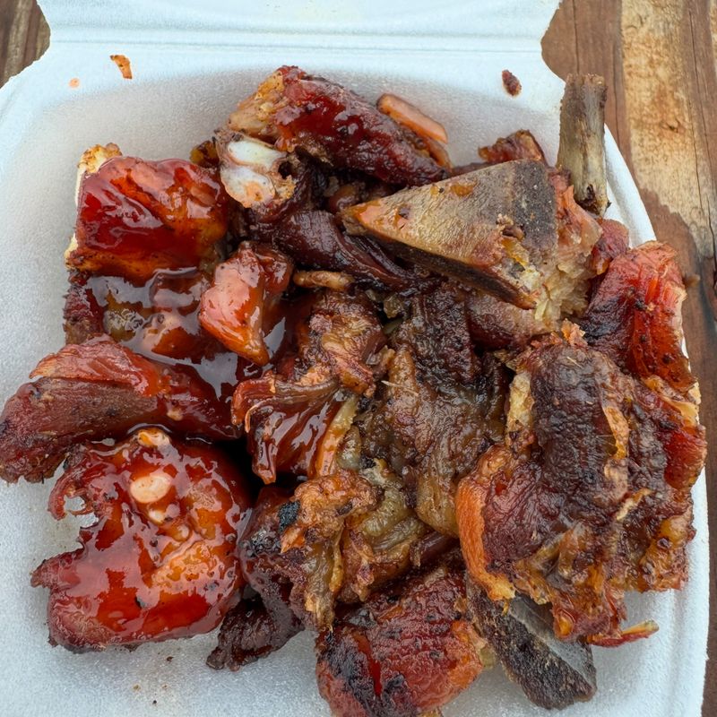 Betty Davis Bar-B-Que (Waterford)