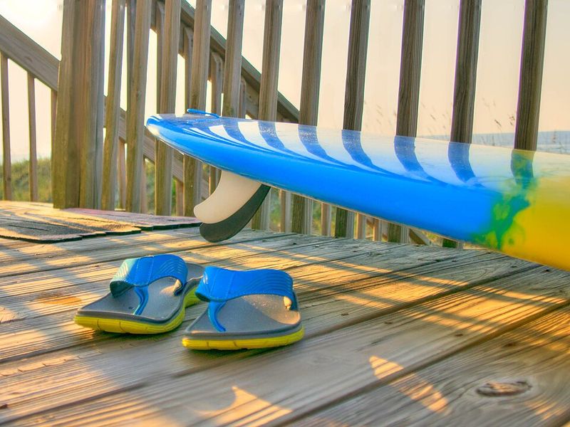 Wearing Flip Flops In Foggy Weather